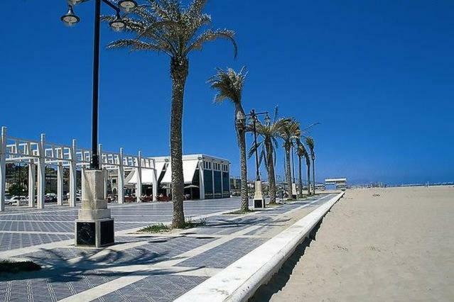 Atico Loft Ruzafa Apartment Valencia Exterior photo